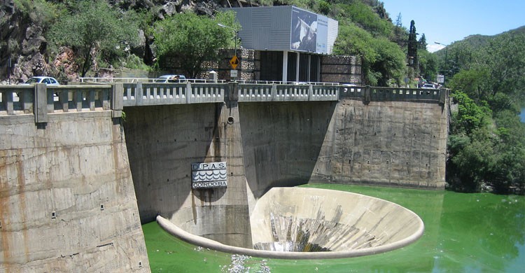 Dique de San Roque en Argentina (Flickr)