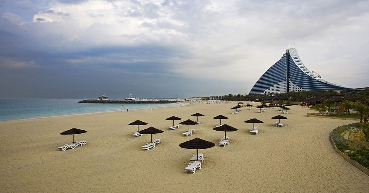 Playa de Dubai, Emiratos Árabes (Flickr)