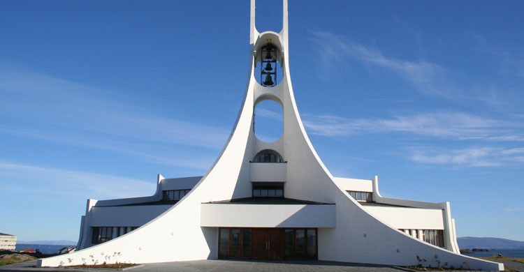  Iglesia de Stykkishólmur en Islandia (Flickr)