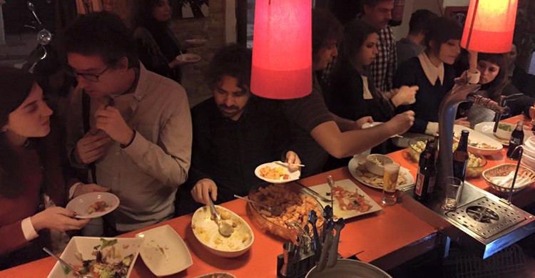 Naranja Café (Facebook)