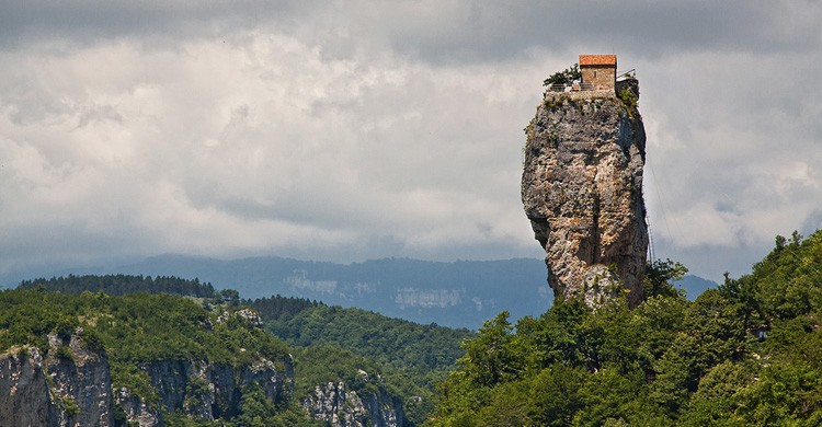 Pilar Katskhi / Georgia (http://www.flickr.com/photos/leonio/7544243774)