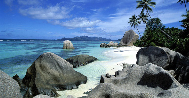 3. Anse Source d'Argent (Seychelles)