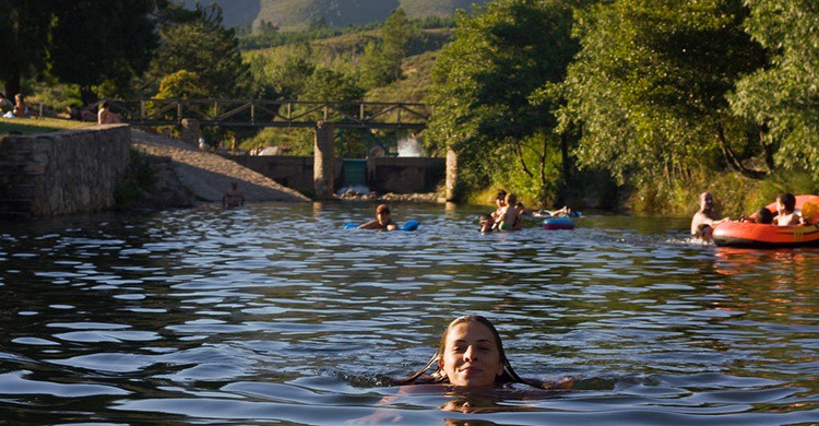 Piscinas naturales en Acebo. Kdperico (Flickr)