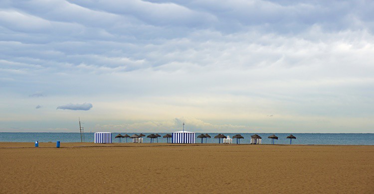 Playa de Las Arenas de Valencia, una de las playas más bonitas de Valencia (Flickr: Marcus )