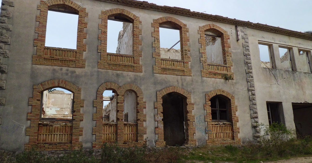 Sanatorio Antituberculoso de Torremanzanas (Foto: http://excursionesparanormales.blogspot.com.br/)
