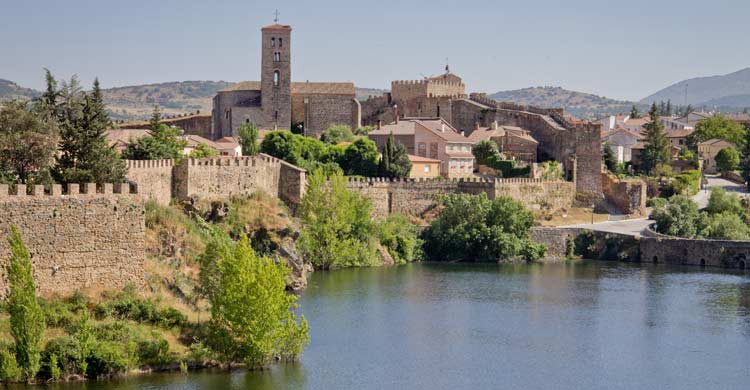 Buitrago del Lozoya (wikipedia.org)