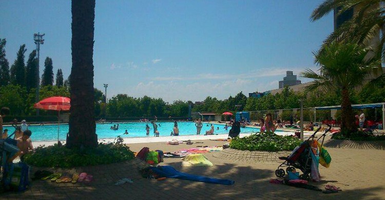 Vista de la piscina del Lago. Eurofitness Can Dragó (Facebook)