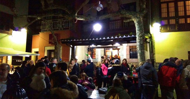 La terraza llena. El Bodegón (Facebook)