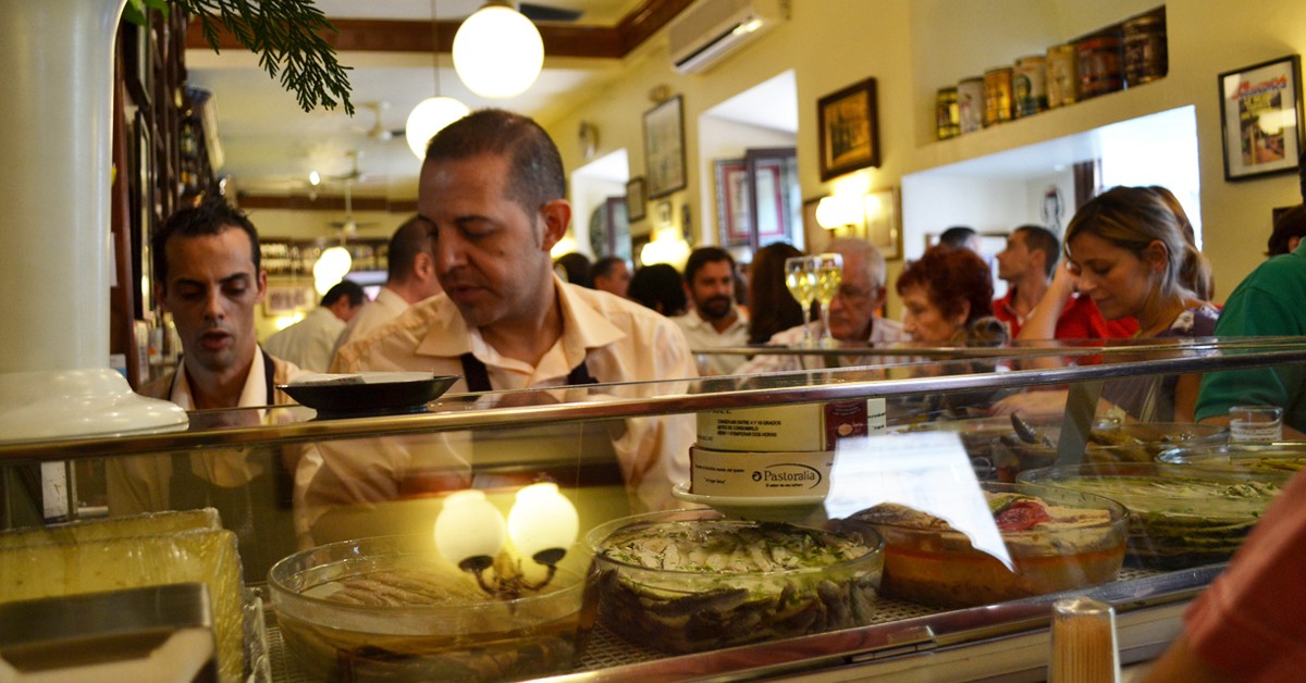 Tapas bar a Madrid. elen.merlika (Foter) 