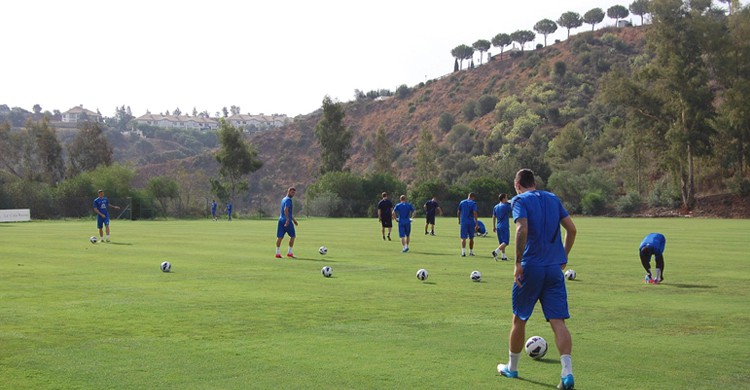 Entrenamiento del Everton F.C. La Cala Resort (Facebook)
