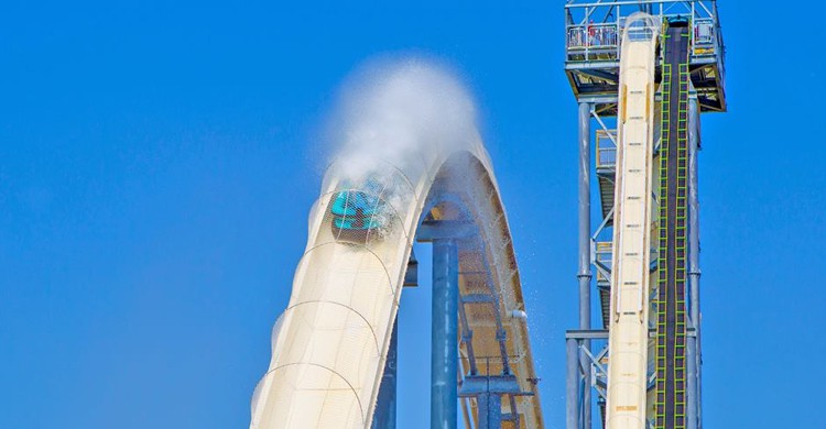 En el tubo. Schlitterbahn Kansas City (Facebook)