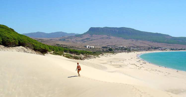 Playa de Bolonia (cadizturismo.com)