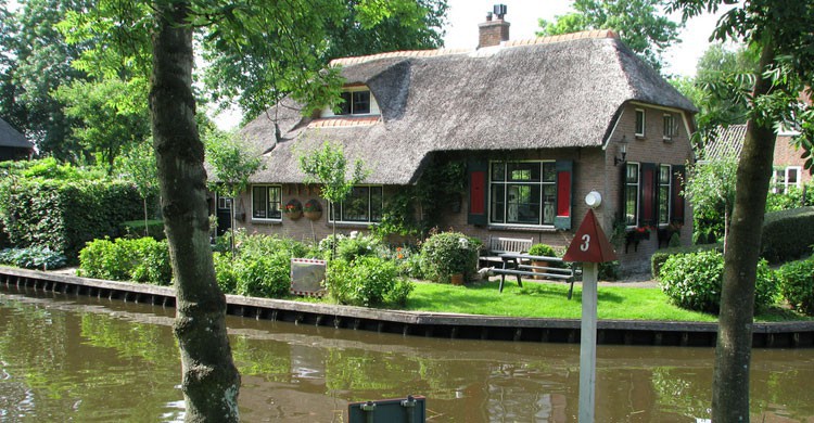 Construcciones típicas en Giethoorn (Flickr)