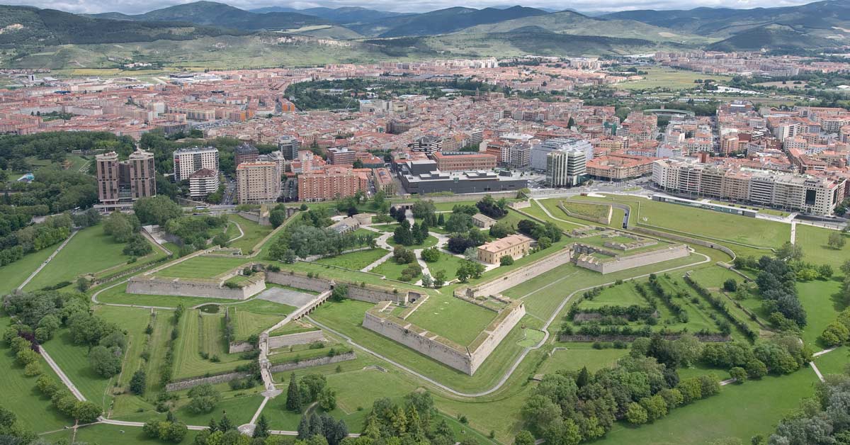 Pamplona (wikimedia.org)