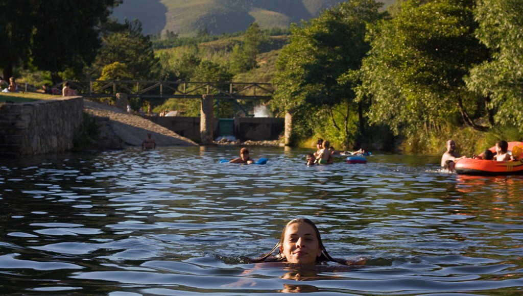 Sigue leyendo Las 10 piscinas naturales más increíbles de España