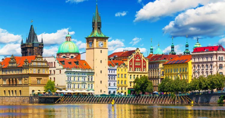 Vuelo + 3 Noches de Hotel en Praga desde 129€