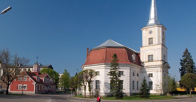 2. Valga.