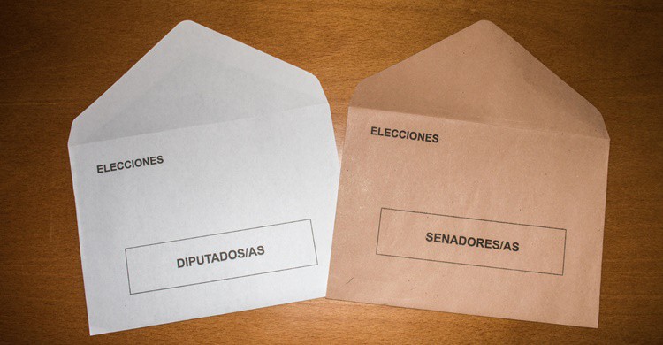 Sobre de voto en las elecciones para el Congreso y el Senado. Nobelio (iStock)
