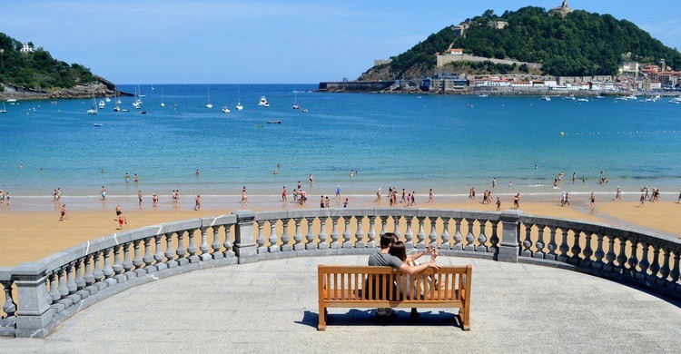 Playa de la Concha, desde el paseo. Basque Destination (Flickr)