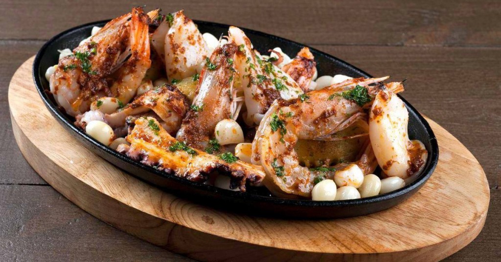 Sigue leyendo 10 restaurantes peruanos de Madrid para chuparse los dedos