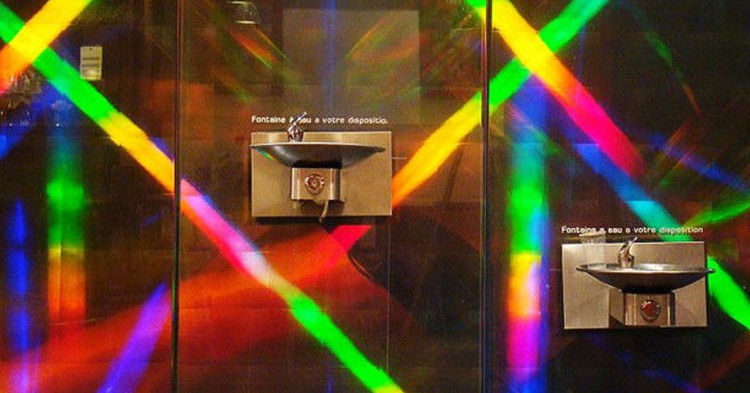 Baños muy reflectantes (Fuente: thelaserclub.fr)