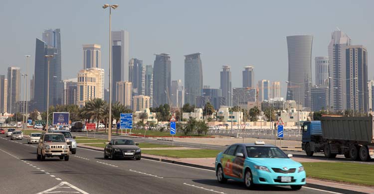 El coche es fundamental para desplazarse por las grandes ciudades de los países árabes (iStock)