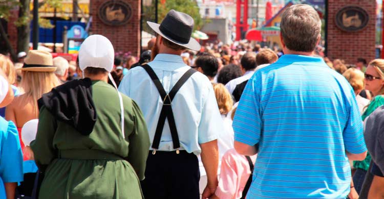 Normalmente, los amish no utilizan botones en sus prendas (iStock)