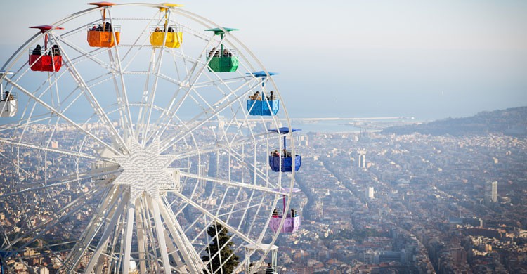 La noria en el Parque de Tibidabo de Barcelona (Flickr)