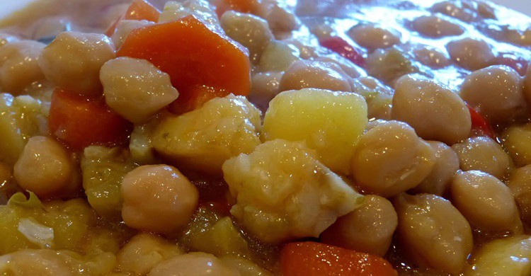 Potaje de garbanzos. Juantiagues (Flickr)
