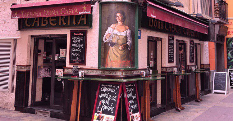 Fachada de Doña Casta (http://tabernadonacasta.es/)