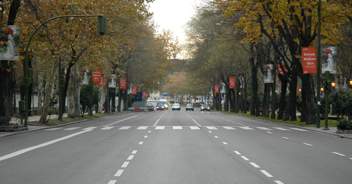 Blvd of Broken Dreams. tinou bao (Foter)