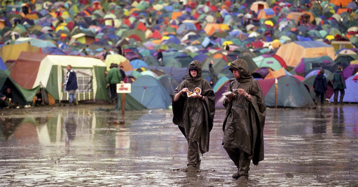 Glastonmudbury. brizzle born and bred (Foter)