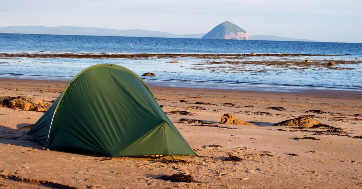 7 playas donde puedes acampar