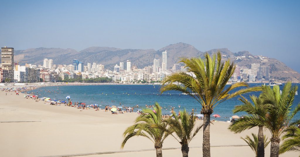 Sigue leyendo Benidorm: disfruta de 3 parques de atracciones en tiempo record