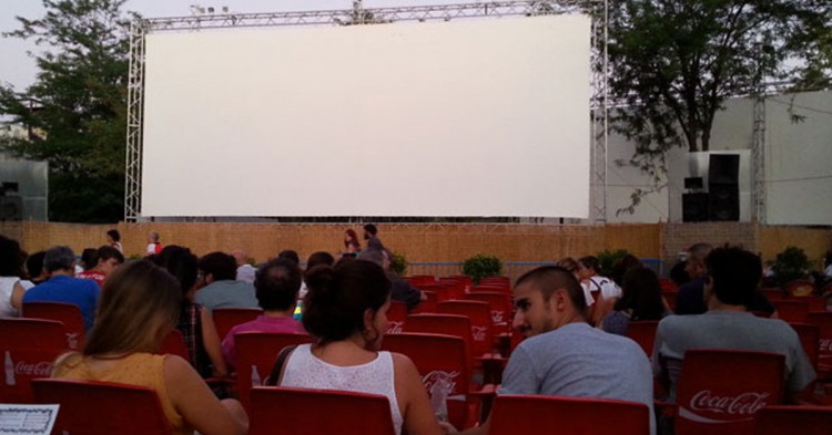 Cine de verano del Parque de la Bombilla (Fuente: espaciomadrid.com)