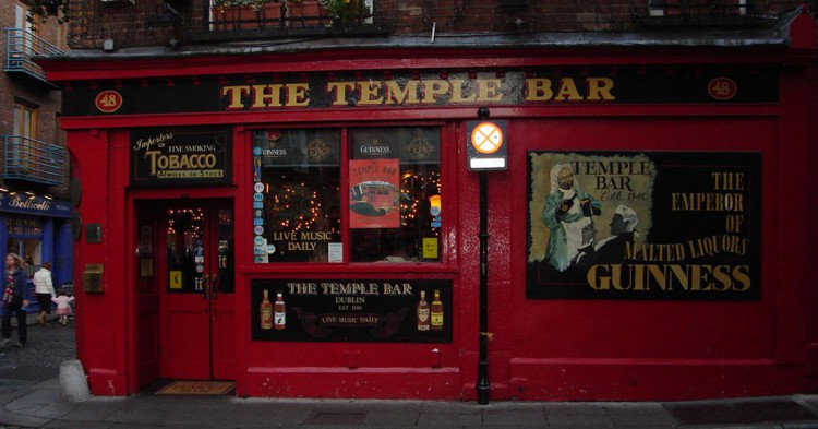 The Temple Bar en Dublín (Flickr)