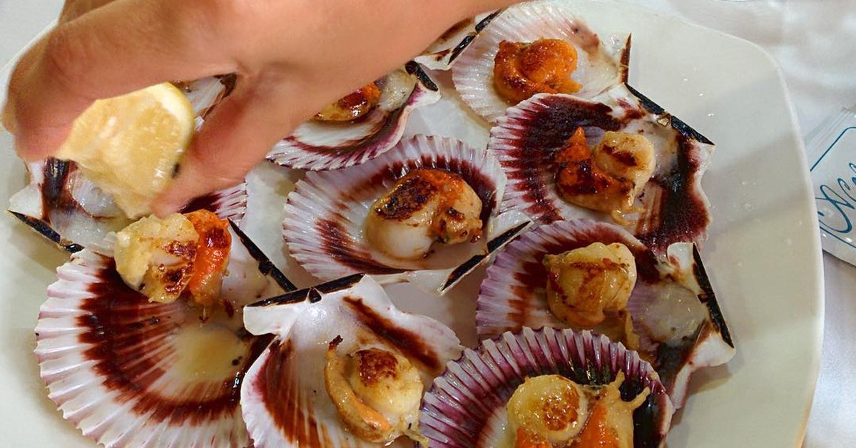 Zamburiñas. A Cofradia de Rinlo (Facebook)