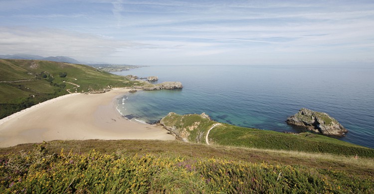 Playa de Torimbia. Valeniker (iStock)