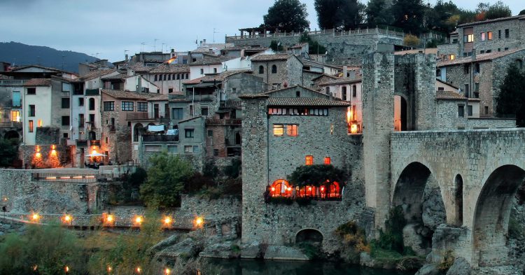 Escapada al pueblo de Besalú en Girona (Flickr)
