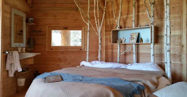 Cabanes als arbres, en Sant Hilari Sacalm, Girona (cabanesalsarbres.com)
