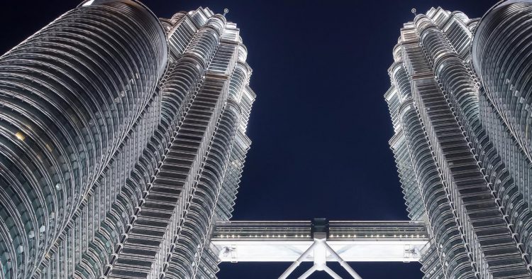 Las imponentes Torres Petronas de Kuala Lumpur (Flickr)