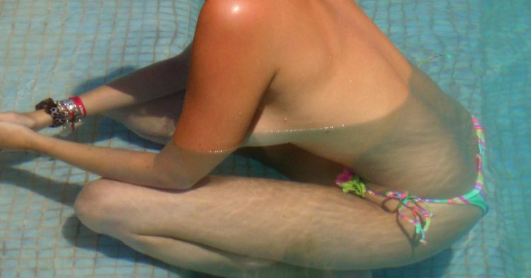 Orinar en la piscina una práctica a erradicar (Flickr)