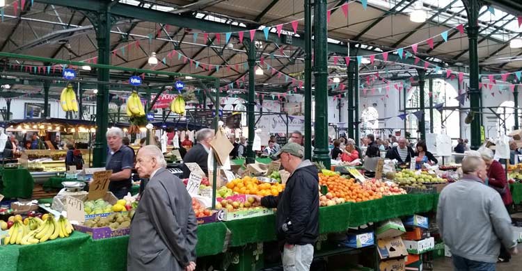Mercado de St George (belfastcitysightseeing.com)