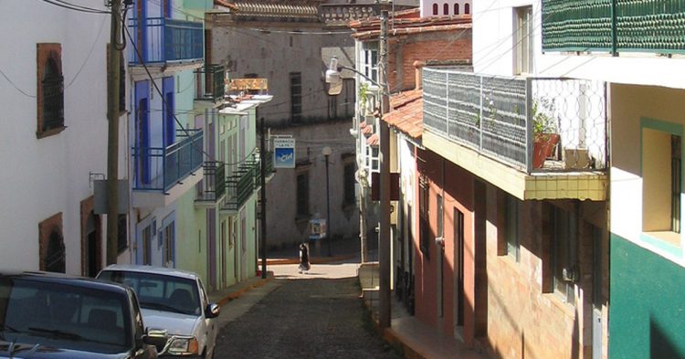 Los impuestos de las fachadas de Talpa, México (Flickr)