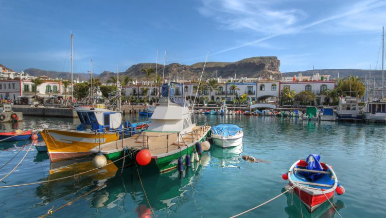 El puerto de Mogán. Bogdan Lazar (iStock)