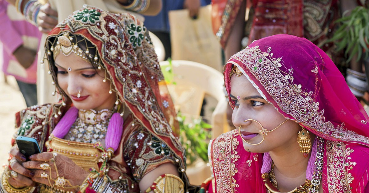 India: sari (iStock)