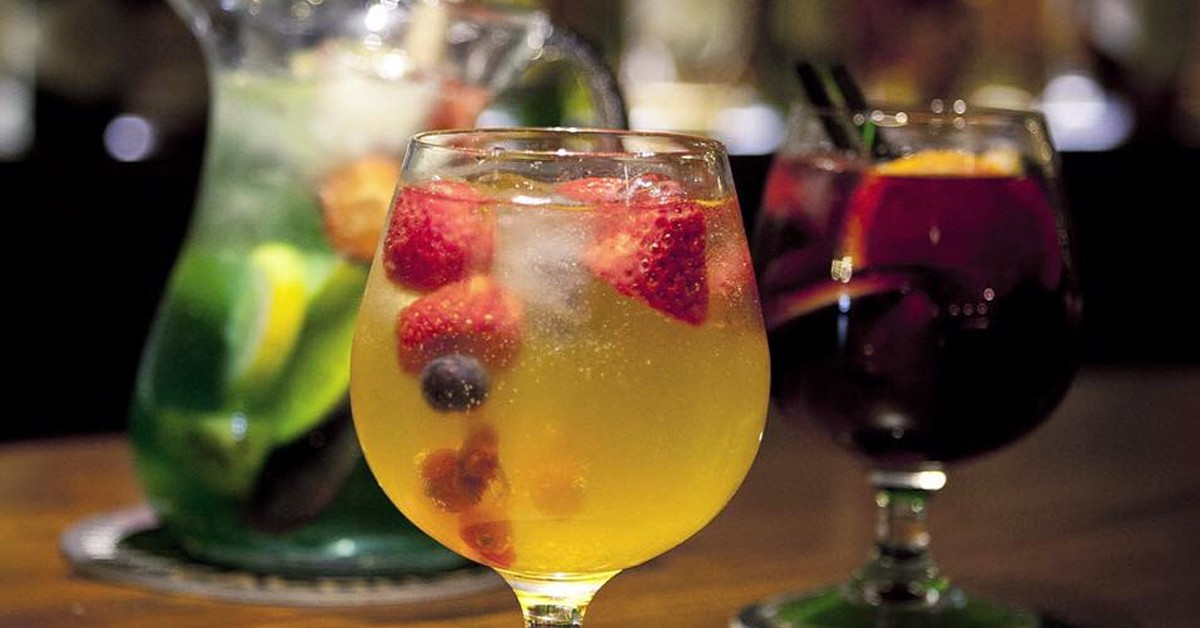 Sangrías variadas (Cachitos Diagonal, Facebook)