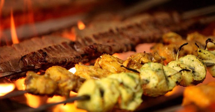 Parrilla iraní (Mesón Persa, Facebook)