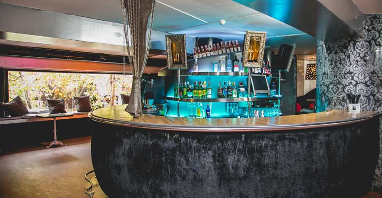 Lolita Lounge & Bar (lolitabar.es)