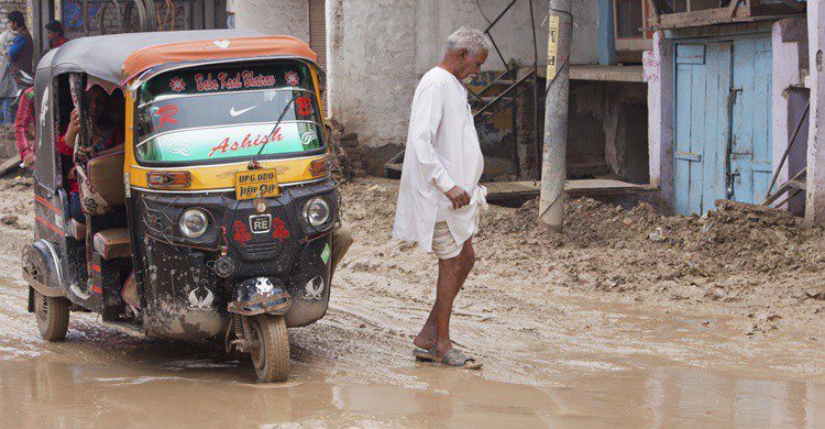 Calle de la India tras una lluvia. Pjhpix (iStock)